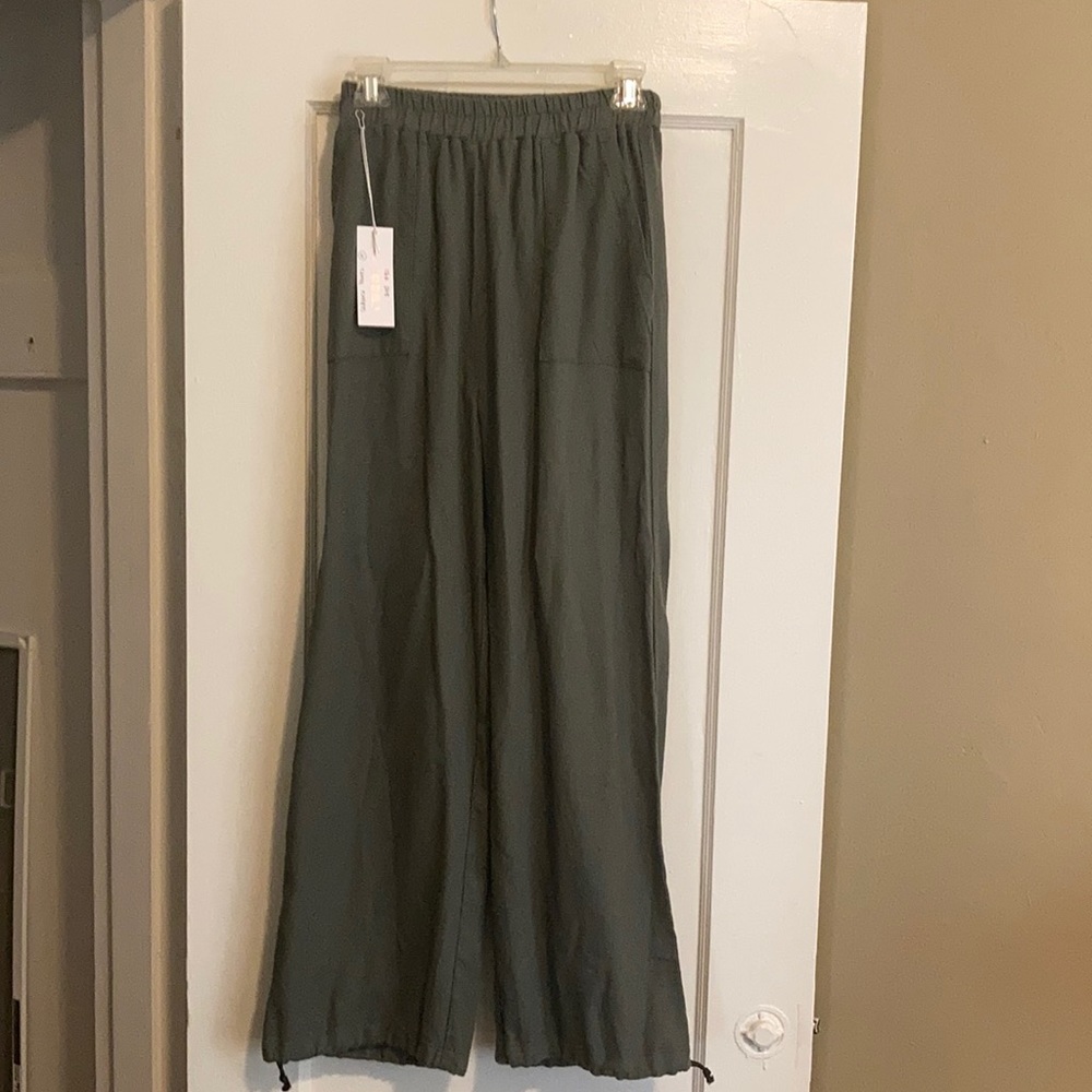 Curator SF Sahara pants - NWT, olive green, small